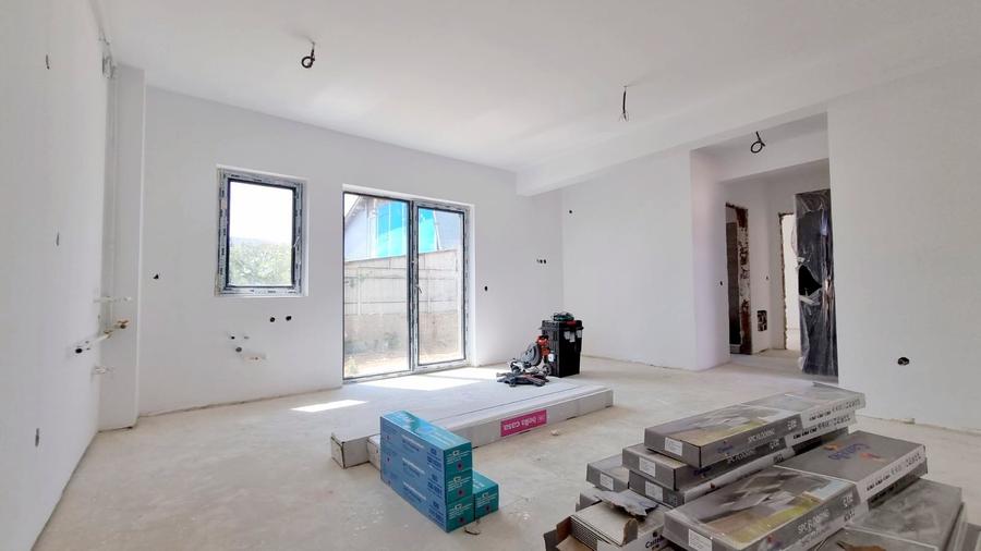 Apartament in Vila P+1 cu Patru unitati - Curte  proprie 60 Mp - 4