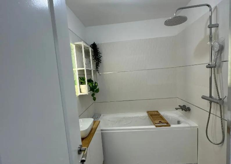 Apartament 3 camere-zona Gorjului Orsova Lacul Morii Virtutii Veteranilor Lujerului - 11