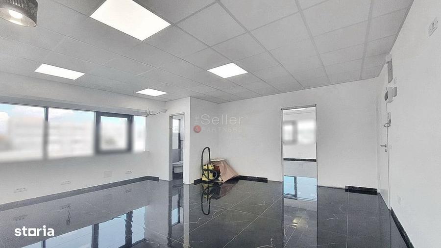 Spațiu comercial, de 105 mp, în Central