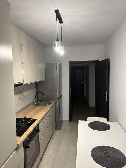 Proprietar, Moghioros Park Residence, bloc nou, metrou, balcon 10 mp - 5