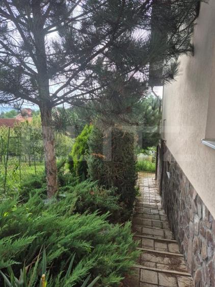 Vila de vanzare in Livezeni cu privelste deosebita, 970mp teren - 2