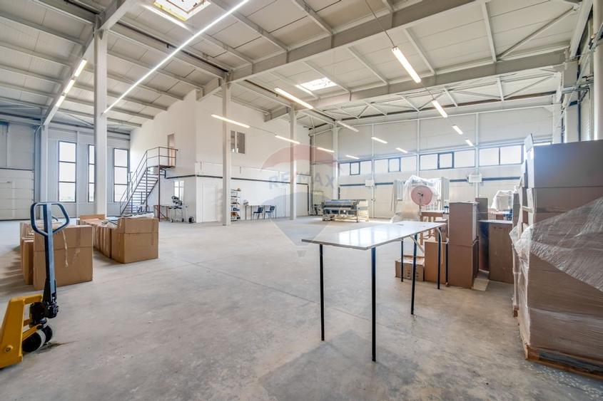 Hala de vanzare, 600 mp constructie, 7000 mp teren, Racari Dambovita - 3