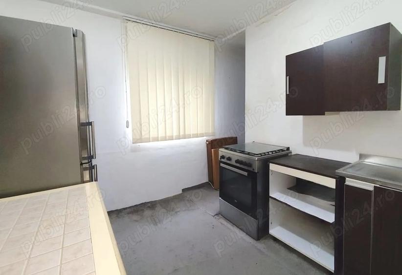 Apartament cu 2 camere decomandat în Bucur Obor