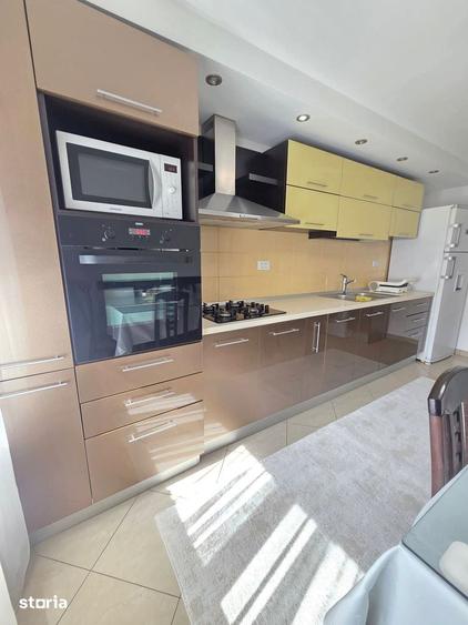 Se inchiriaza apartament 3 camere etaj 3 langa scoala burdujeni sv - 6