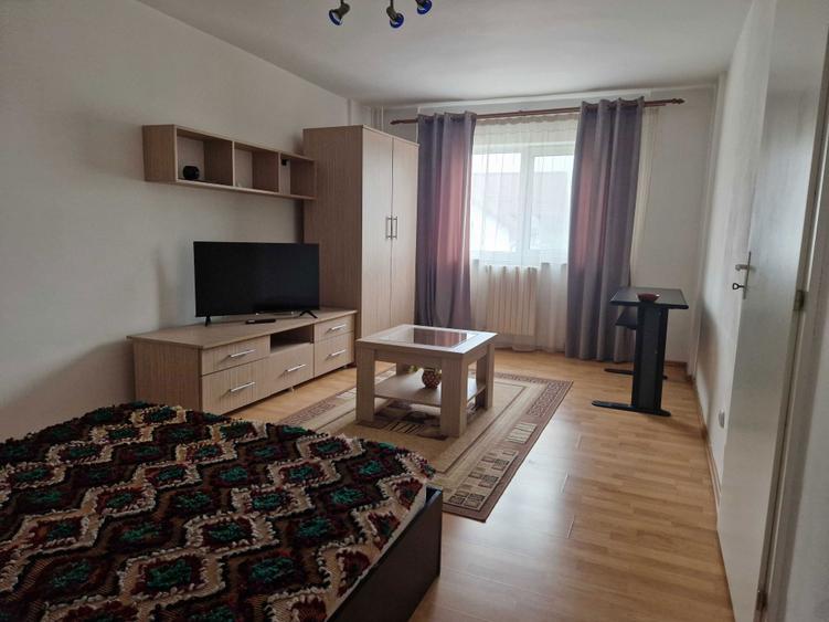 Inchiriez garsoniera - 1