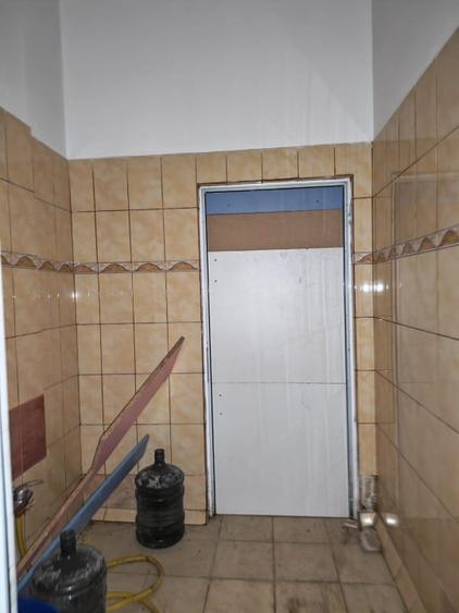 Hala vanzare Calea Republicii - 9