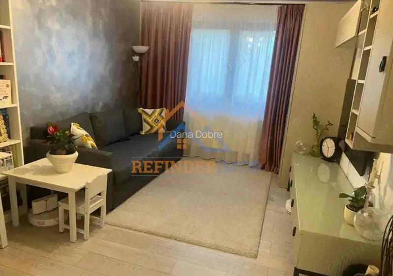 Vanzare apartament 3 camere Piata Victoriei Vanzare apartament 3 camere Piata Victoriei