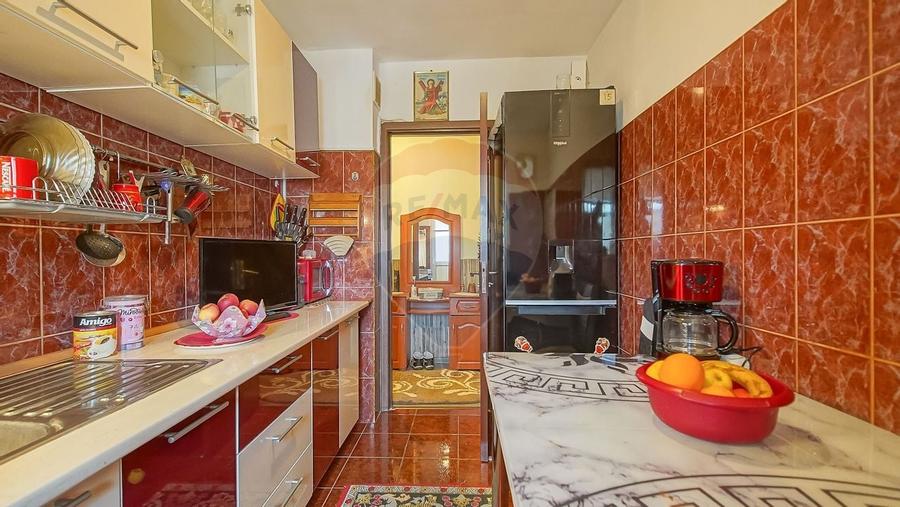 COMISION 0%|Apartament cu 3 camere|Decomandat|Noua|Loc de parcare - 12