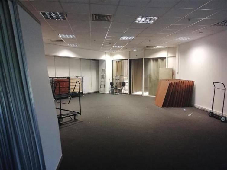 Inchiriere Spatii Comerciale de la 37 mp - 20