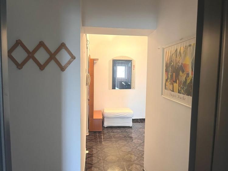 Apartament spatios 2 camere, centru, priveliste superba - zona Universitate - 18