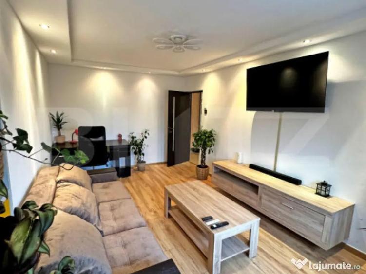 Apartament, 2 camere decomandat, zona centrala - 10