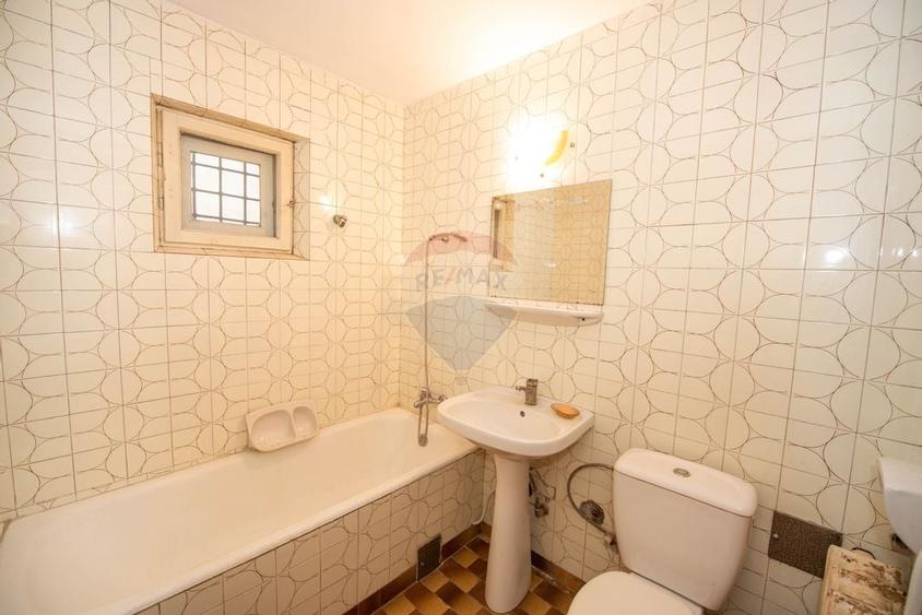 Casa Vila cu 7 camere de vanzare 250 mpu, 200 mp teren,  Buzau - 14