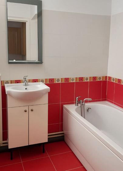 Camera de camin - zona Tractorul etajul 1 din 4 - 2