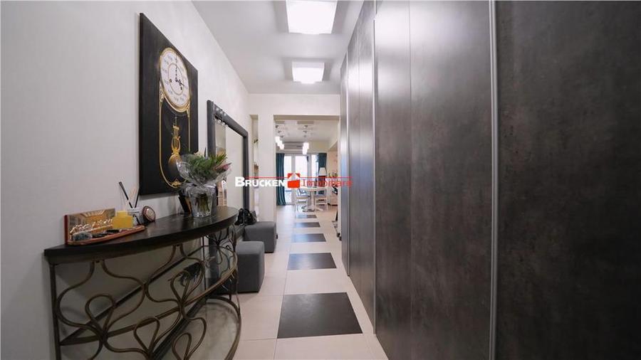 Lifestyle contemporan intr un apartament spatios cu 3 camere - 10