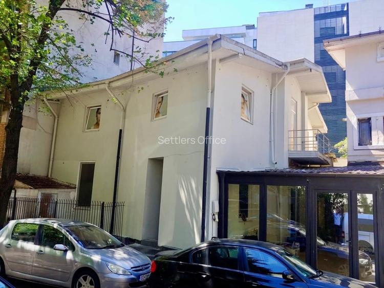 Spațiu comercial, 300 mp în Dacia