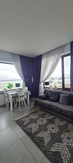 Mamaia_apartament vedere mare/lac,pret 400E - 1