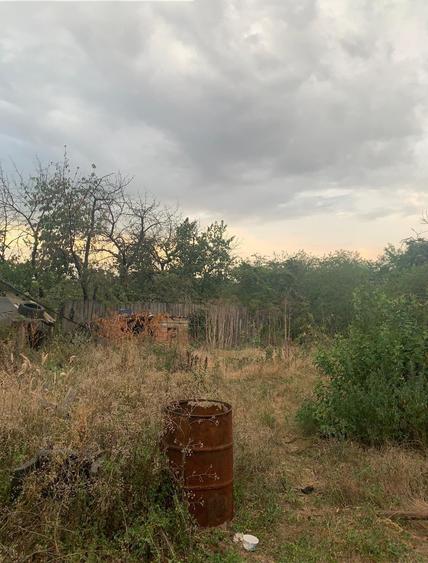 Voluntari  Vanzare Teren 1400mp cu casa batraneasca - 1