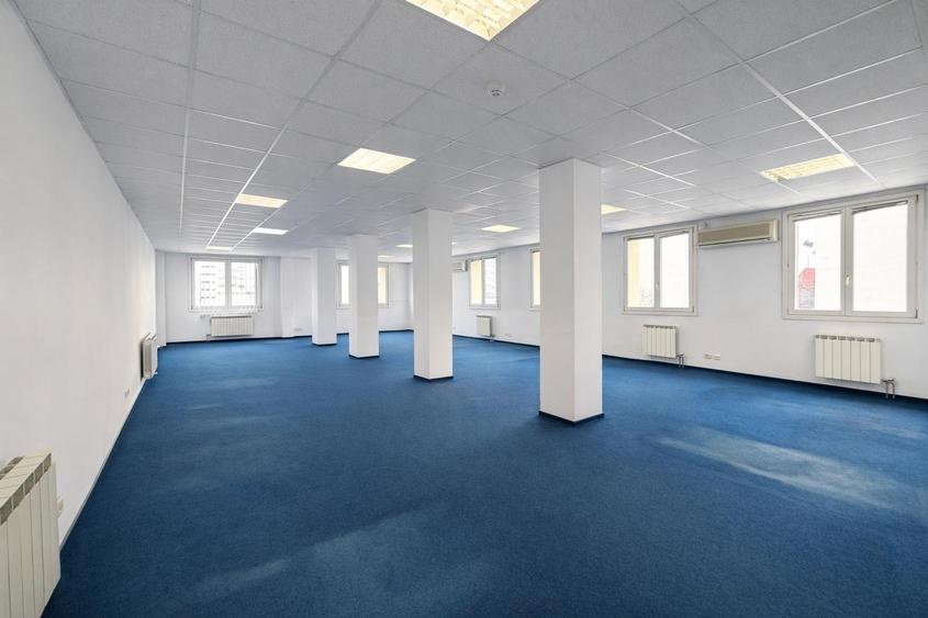 140 MP || Etaj 2 -  Singur pe Etaj || Open Space + Birou || Parcare - 1