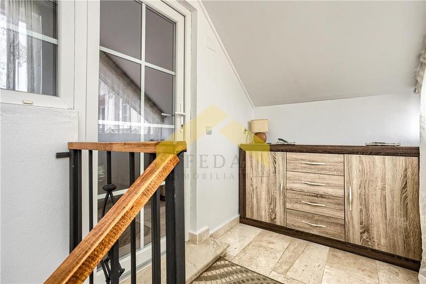 Casa noua de vanzare orasul Ineu - 32