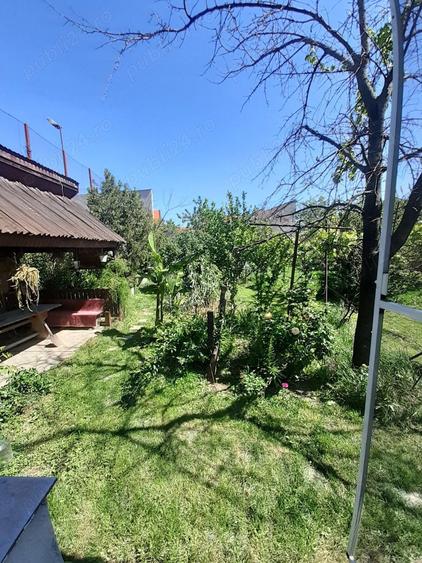 Casa cu etaj de vanzare,zona Primariei,curte comuna,atipica - 6