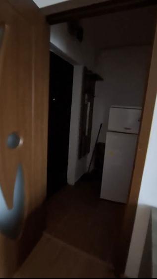 Garsoniera in bloc de apartamente Tatarasi str.Eternitare - 3