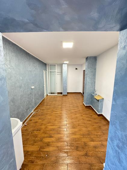 Spatiu stradal, 50 mp, zona Anda - 1