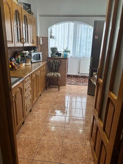 Vand apartament 2 camere confort 1 zona Vidin - 1