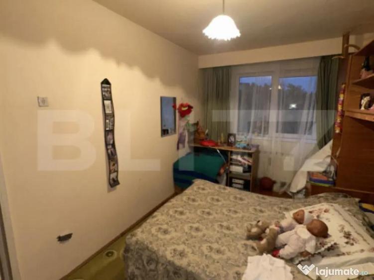 Apartament cu 4 camere, semidecomandat, Deva, zona lini?ti - 4