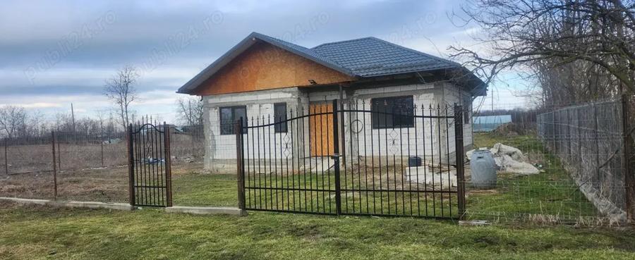 Casa de 80mp cu teren de 2000mp - 5