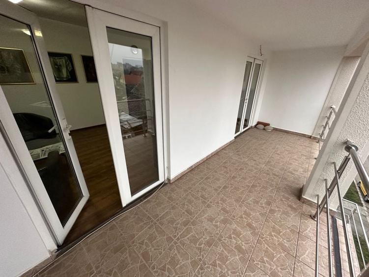 Cladire pretabila spațiu birouri/ clinica - 21