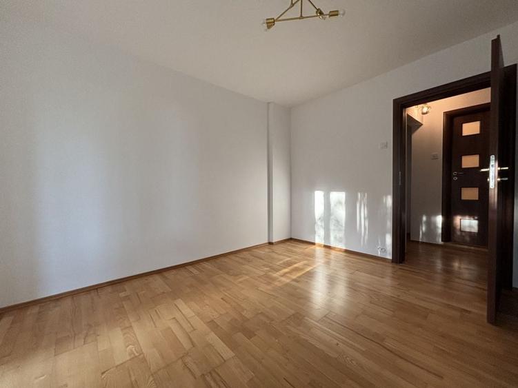 APARTAMENT 4 CAMERE | ETAJ 2 - 11