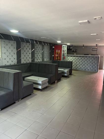 De VANZARE-3spati comerciale + 2 terase +casa P+etaj+curte - 5