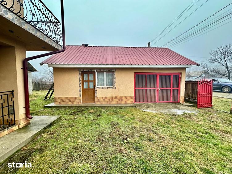 Casă cu 6 camere cu Teren 997 Mp în Filipești