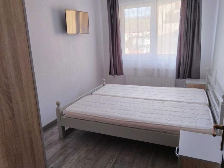 Apartament de 2 camere, de inchiriat, cu parcare, in Floresti - 1