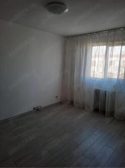 Apartament 2 camere , Trivale etaj 4 - 2