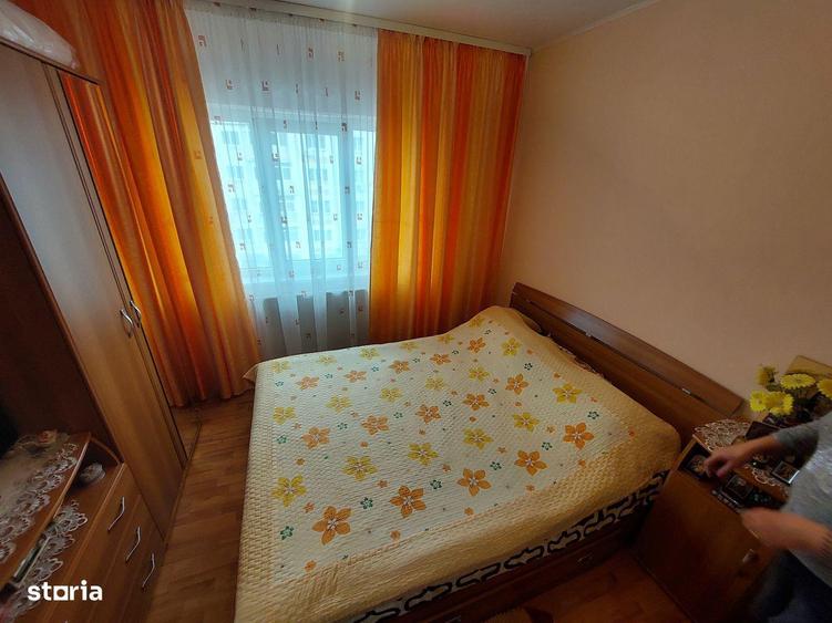 Vand apartament 2 camere etaj 3 Centru in spate la Casa de cultura - 2