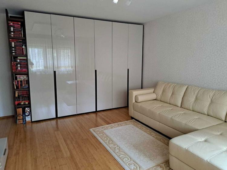 vand apartament 3 camere Bucuresti - 5