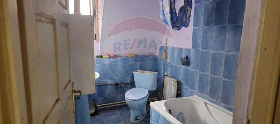 Casă si teren de vânzare in Crevedia - 14