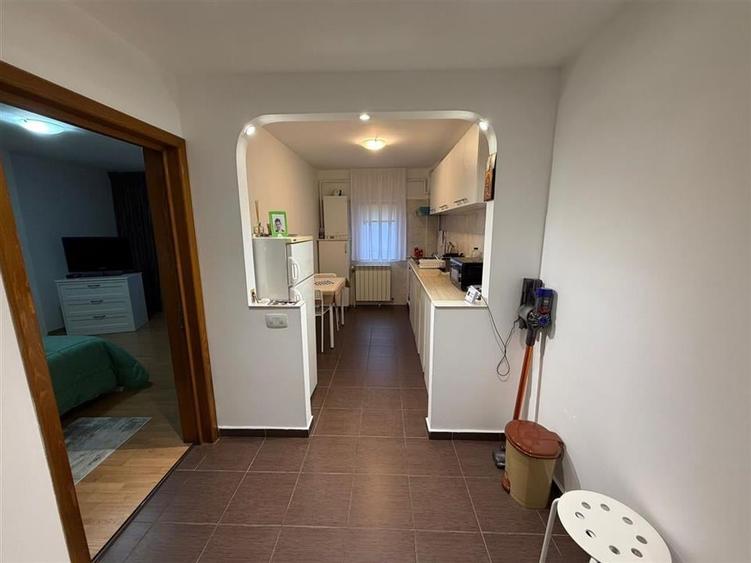 Garsoniera confort 1 , parter, 40mp, mobilata si utilata , B-dul Bucuresti - 21