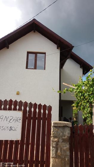 Casa de vanzare baicoi - 7