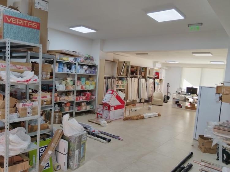 De vanzare 2 spatii comerciale de 60mp fiecare cu locuri de parcare - 3