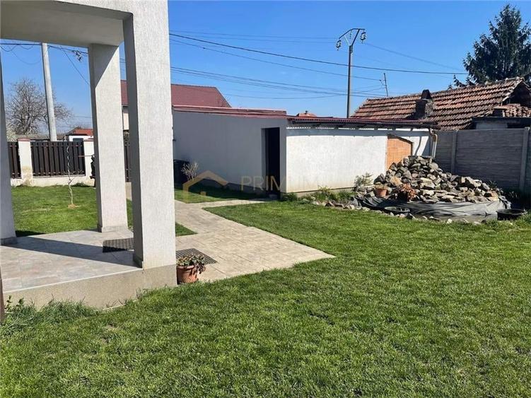 RONAT - Casa Individuala - 6 cam - 3 bai - Piscina - Terasa - Garaj 56mp - Panou - 8