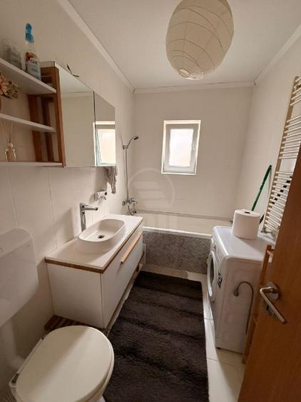 COMISION 0 Apartament 3 camere zona Eroilor  - 11