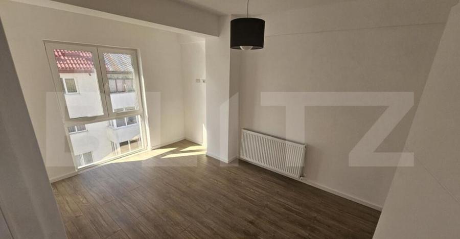 Apartament 3 camere, 54 mp, Bloc nou, Radauti - 4