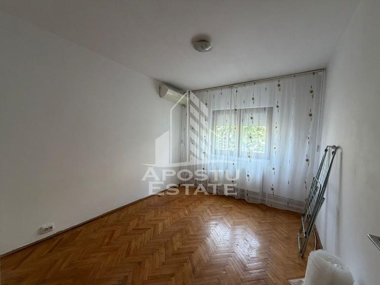 Apartament cu 3 camere, decomandat, zona Soarelui, Timisoara - 6