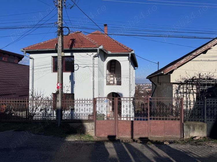 Casa de Vanzare Zona Linistita Hunedoara Casa de Vanzare Zona Linistita Hunedoara