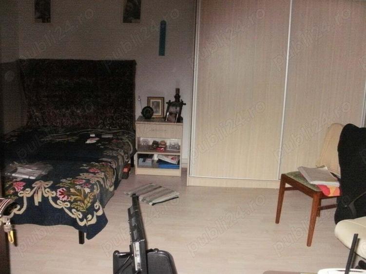 Casa de vanzare La 100 km de Bucure?ti - 4