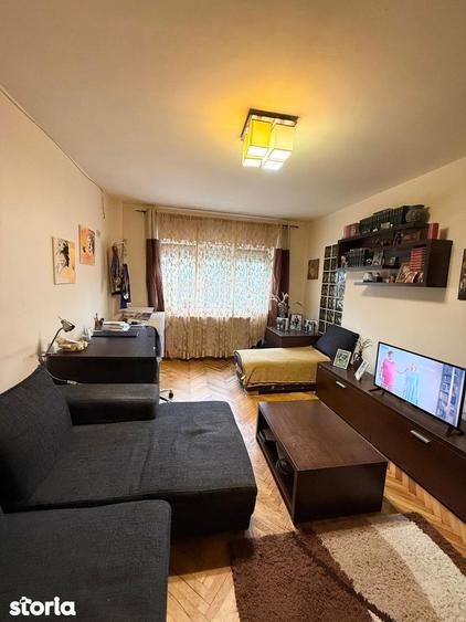 Apartament 3 camere Miorita, str. Milova - 8