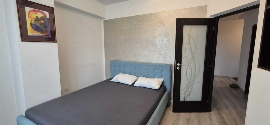 Apartament cu 2 camere decomandat în Piața Unirii