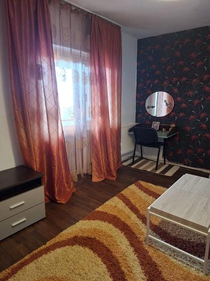 Apartament cu 2 camere decomandat în 9 Mai